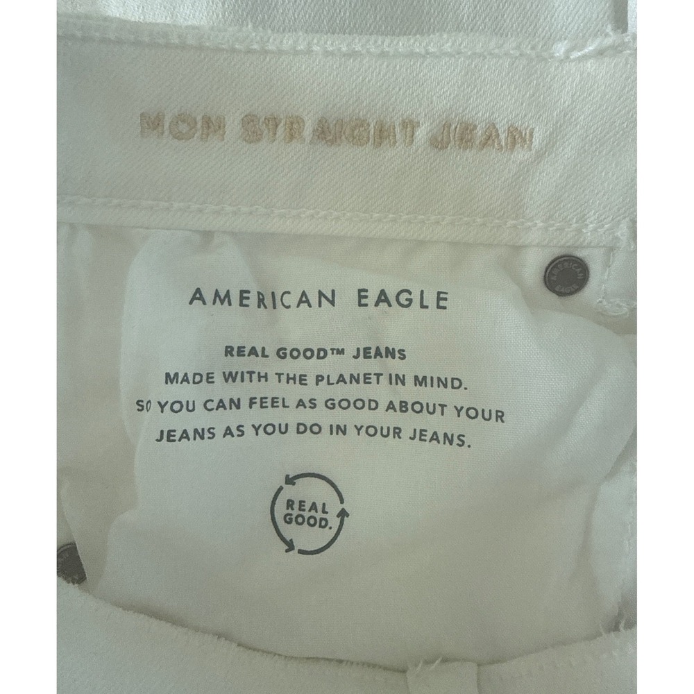 American Eagle Mom Straight Jeans Womens 14 Bright White Distressed‎ NWOT - Picture 8 of 12